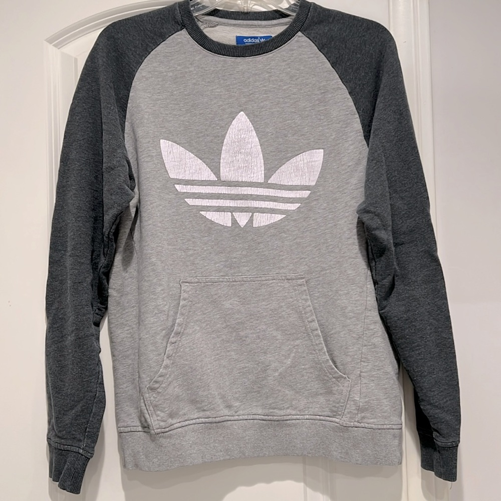 🦘Adidas 2 Toned Heather / Dark Gray Pullover Sweatshirt in Size Small